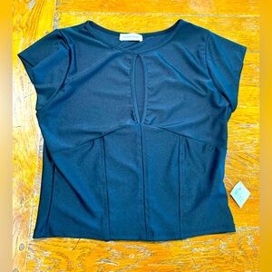 NWT Attirance -Milk Tee black crop top size XS